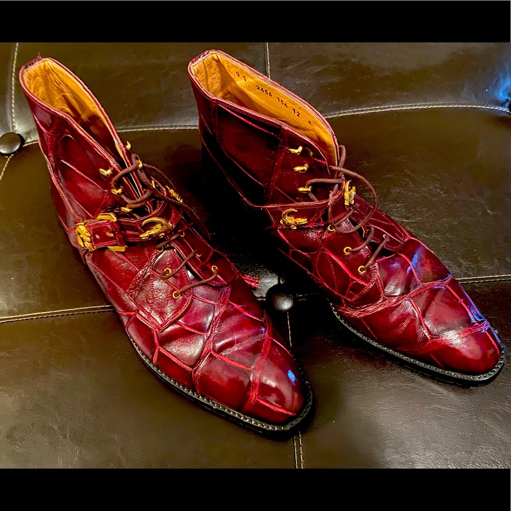 Men’s Mauri Classic Gold Emblem Gator 🐊 Boots